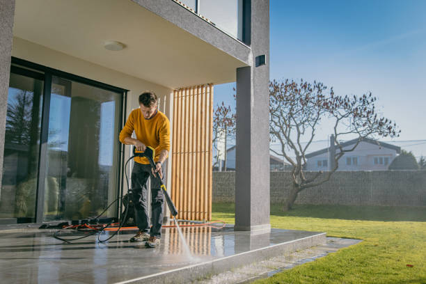 Best Factory Floor Cleaning  in Clintonville, WI